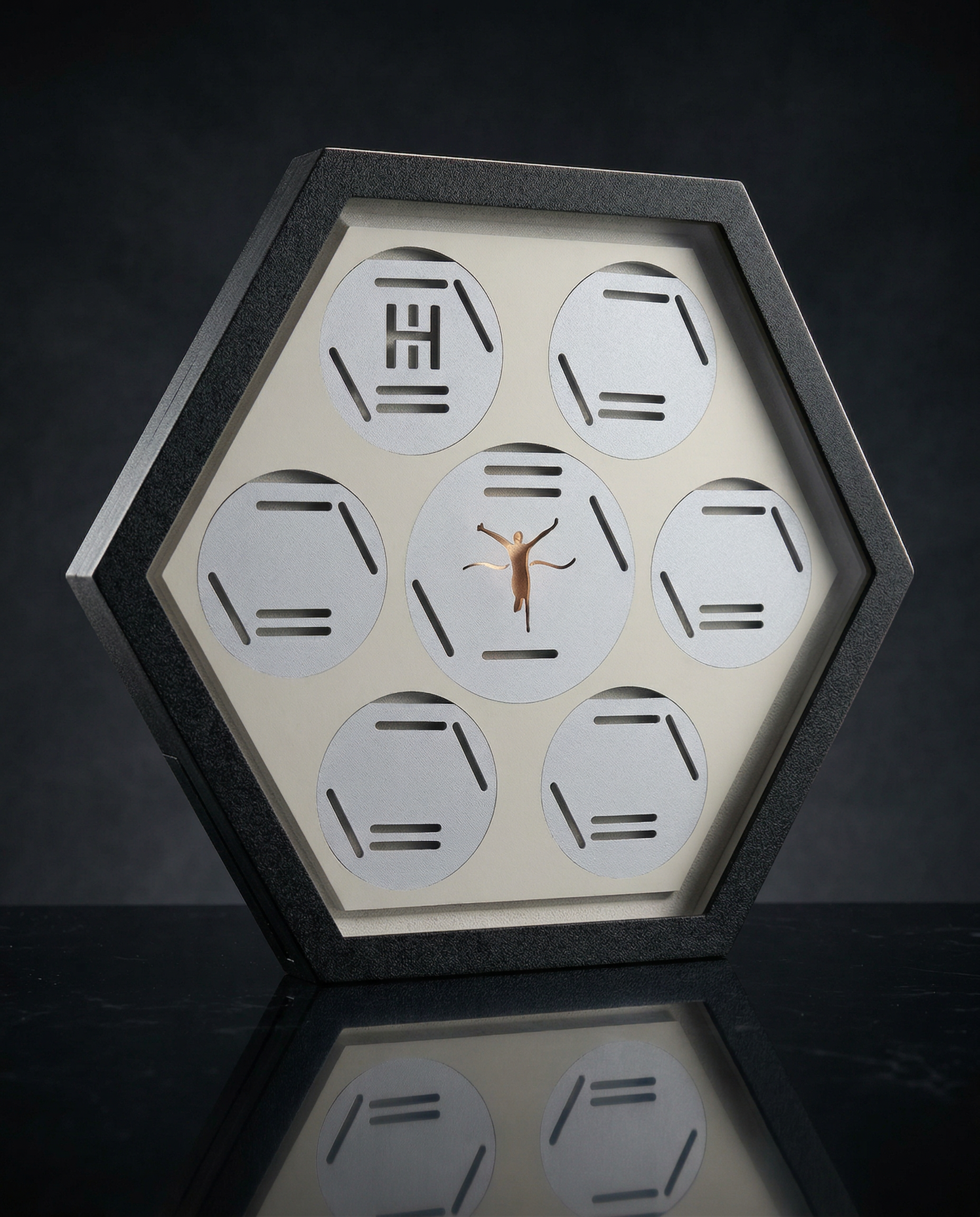 Porta Medalhas Iluminado com LED Digital – Exiba Suas Conquistas com Estilo e Tecnologia - Branco Fosco